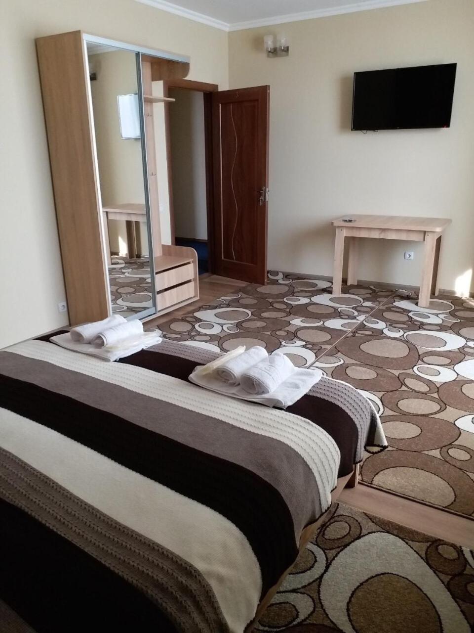 Apelsin Hotel Bilhorod-Dnistrovskyy Exterior photo